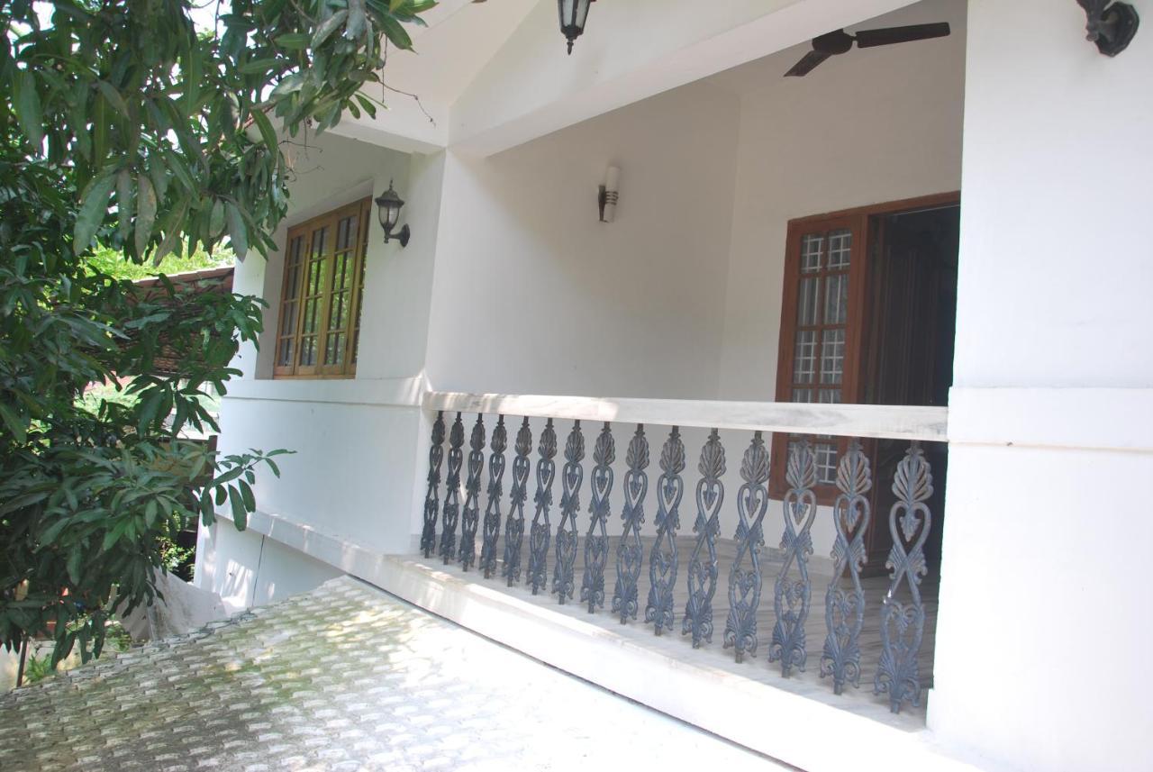 Casa Feliz Acomodação com café da manhã Fort Kochi Exterior foto