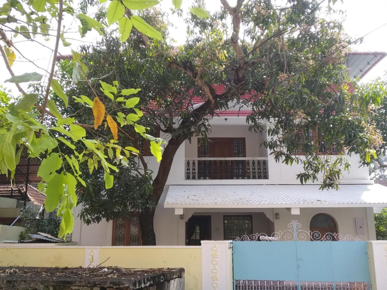 Casa Feliz Acomodação com café da manhã Fort Kochi Exterior foto