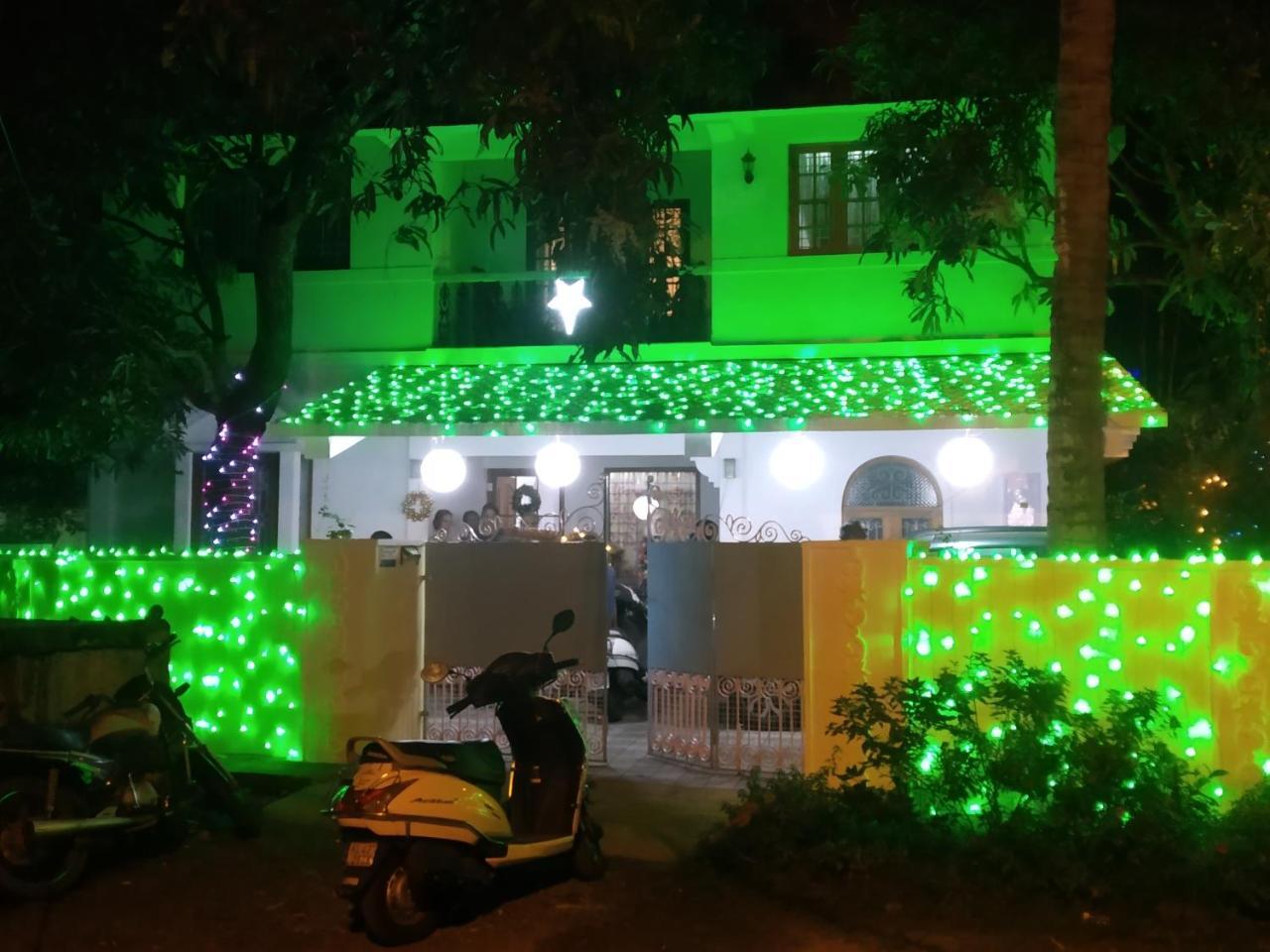 Casa Feliz Acomodação com café da manhã Fort Kochi Exterior foto